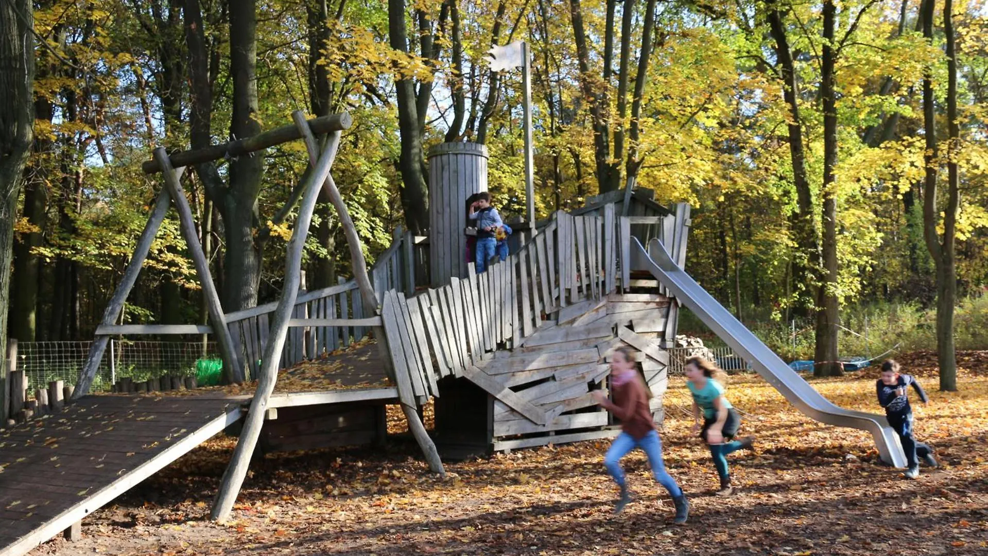 Vakantiehuis Ferienpark Ruebezahl Am Mueggelsee, Haus 21 Efeu Mit Eigener Sauna, Idealer Ort Fuer Natur- Und Erholungssuchende, Fuer Radfahrer, Familien Mit Kindern Und Hundeliebhaber Berlijn Duitsland